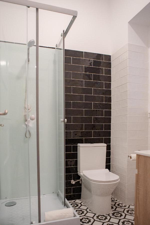 Camera Singola con Bagno Privato Esterno